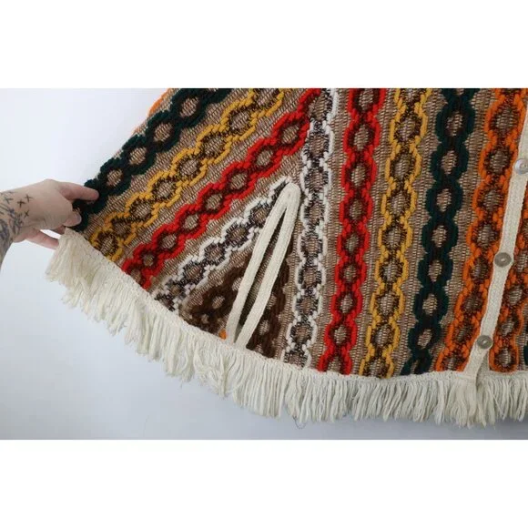 Vtg 60s 70s Mid Century Modern Womens OSFA Rainbow Fringed Sweater Cape Cardigan